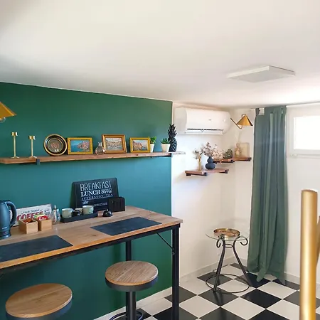 Bijou Loft Apartment